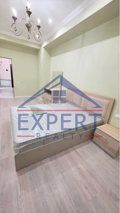 ԱՎԱՆ, ՄԱՐՇԱԼ ԲԱԲԱՋԱՆՅԱՆ, 2 ՍԵՆՅԱԿ