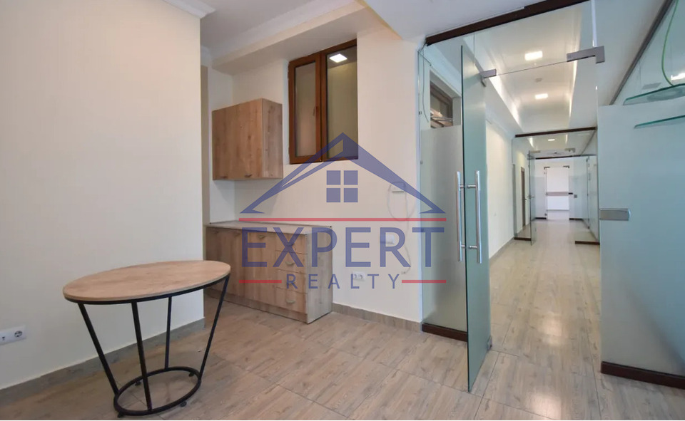 ԿԵՆՏՐՈՆ, ԱՄԻՐՅԱՆ ՓՈՂՈՑ, 120ՔՄ