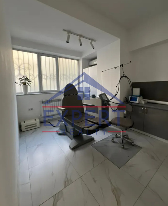 ԿԵՆՏՐՈՆ, ԱՄԻՐՅԱՆ ՓՈՂՈՑ, 114ՔՄ