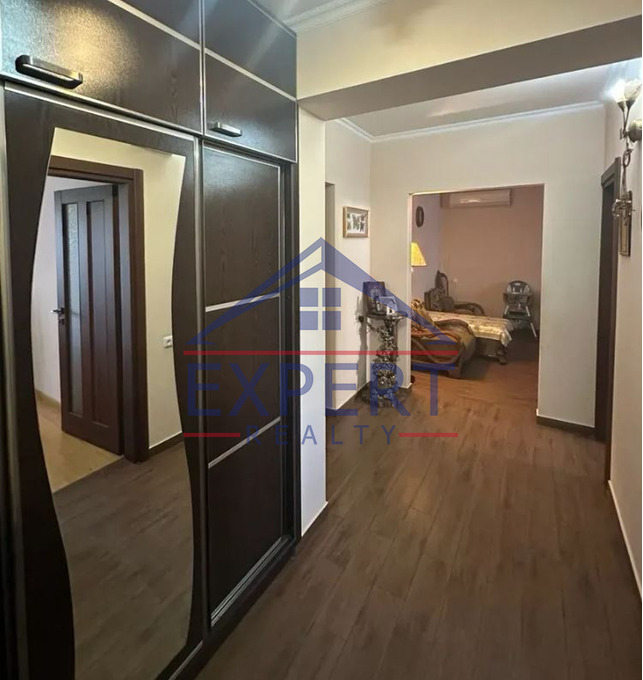 ՄԱԼԱԹԻԱ ՍԵԲԱՍՏԻԱ, ԱՌՆՈ ԲԱԲԱՋԱՆՅԱՆ , 4 ՍԵՆՅԱԿ