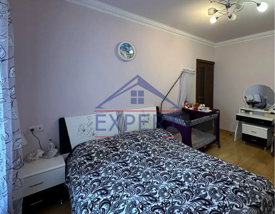 ՄԱԼԱԹԻԱ ՍԵԲԱՍՏԻԱ, ԱՌՆՈ ԲԱԲԱՋԱՆՅԱՆ , 4 ՍԵՆՅԱԿ