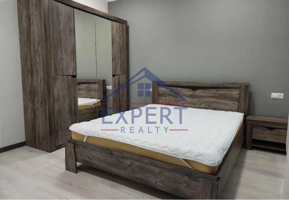 ՄԱԼԱԹԻԱ ՍԵԲԱՍՏԻԱ, ՄՈՒՇ ԹԱՂԱՄԱՍ, 5 ՍԵՆՅԱԿ