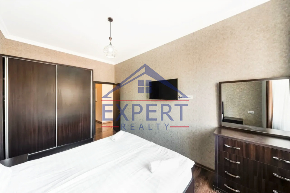 ԿԵՆՏՐՈՆ, ԵԿՄԱԼՅԱՆ ՓՈՂՈՑ, 2 ՍԵՆՅԱԿ