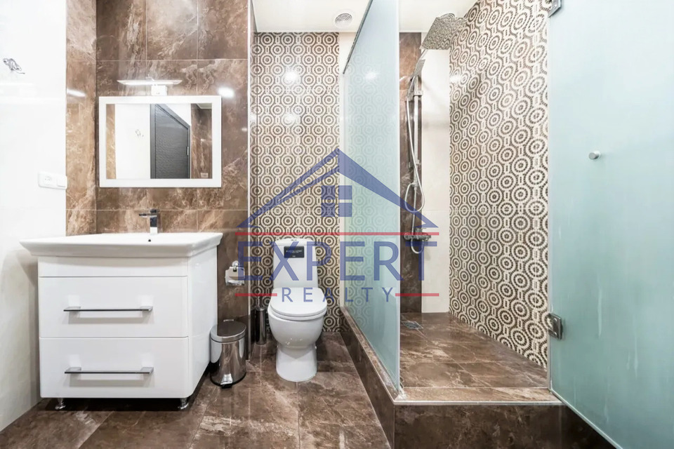 ԿԵՆՏՐՈՆ, ԵԿՄԱԼՅԱՆ ՓՈՂՈՑ, 2 ՍԵՆՅԱԿ