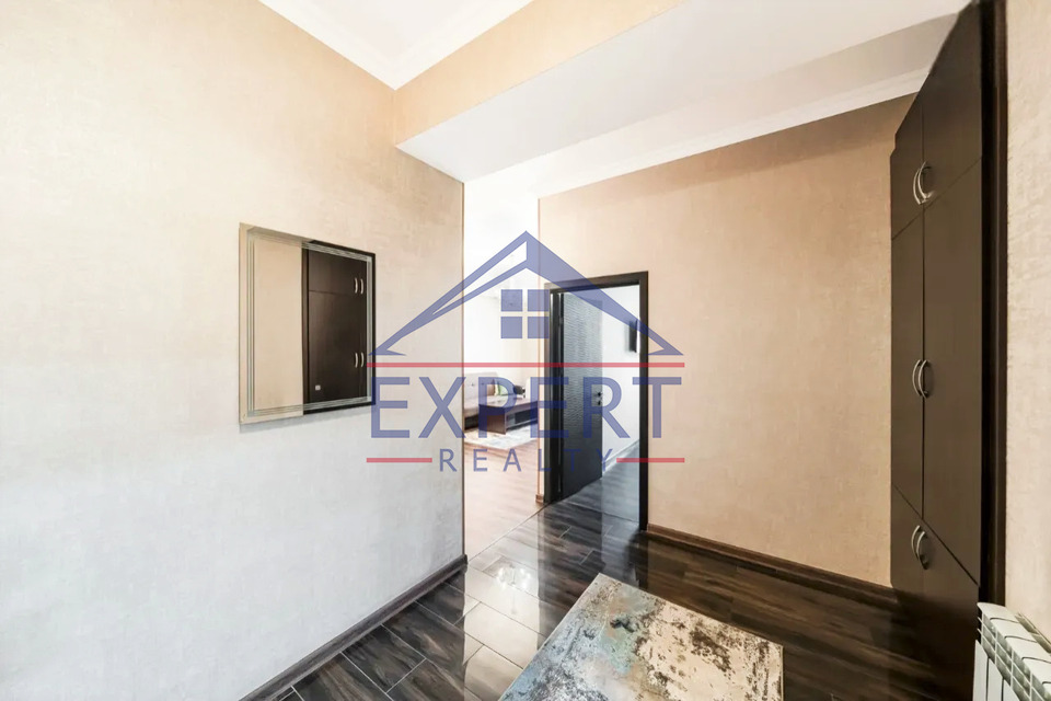 ԿԵՆՏՐՈՆ, ԵԿՄԱԼՅԱՆ ՓՈՂՈՑ, 2 ՍԵՆՅԱԿ