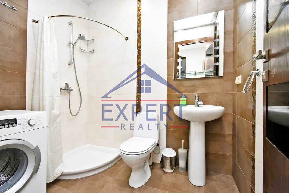 ԿԵՆՏՐՈՆ, ՎԱՐԴԱՆԱՆՑ ՓՈՂՈՑ, 3 ՍԵՆՅԱԿ