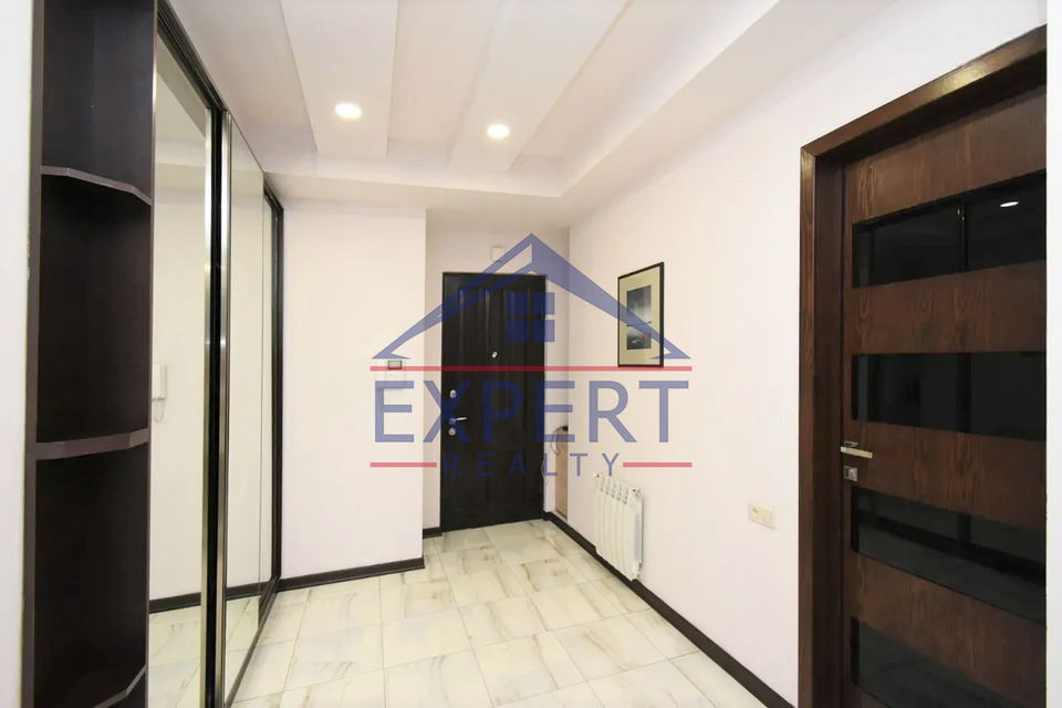 ԿԵՆՏՐՈՆ, ՎԱՐԴԱՆԱՆՑ ՓՈՂՈՑ, 3 ՍԵՆՅԱԿ