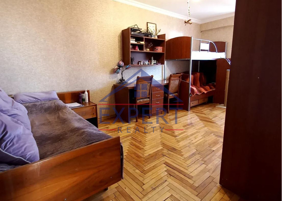 ԱՐԱԲԿԻՐ, ՀԱԿՈԲ  ՀԱԿՈԲՅԱՆ , 3 ՍԵՆՅԱԿ