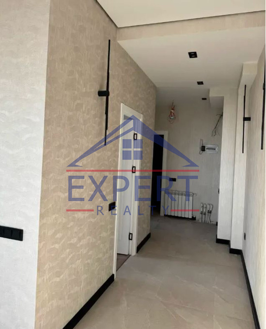 ԿԵՆՏՐՈՆ, ԱՐՇԱԿՈՒՆՅԱՑ ՊՈՂՈՏԱ, 3 ՍԵՆՅԱԿ