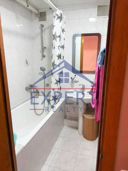 ՔԱՆԱՔԵՌ ԶԵՅԹՈՒՆ, ԱՎԵՏԻՍ ԱՀԱՐՈՆՅԱՆ ՓՈՂՈՑ, 3 ՍԵՆՅԱԿ