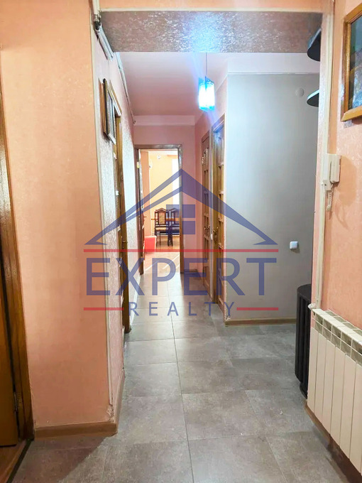 ՔԱՆԱՔԵՌ ԶԵՅԹՈՒՆ, ԱՎԵՏԻՍ ԱՀԱՐՈՆՅԱՆ ՓՈՂՈՑ, 3 ՍԵՆՅԱԿ