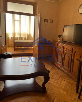 ԱՐԱԲԿԻՐ, ԿՈՄԻՏԱՍԻ ՊՈՂՈՏԱ, 3 ՍԵՆՅԱԿ