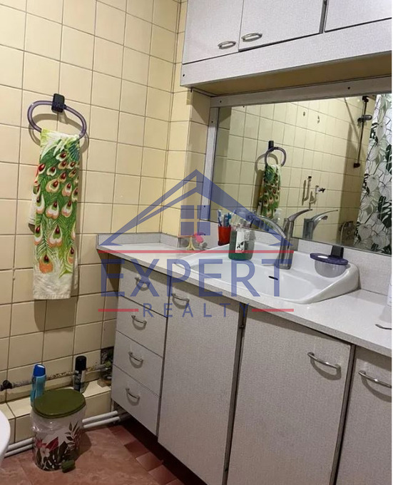 ԱՐԱԲԿԻՐ, ԿՈՄԻՏԱՍԻ ՊՈՂՈՏԱ, 3 ՍԵՆՅԱԿ