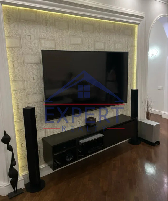 ԿԵՆՏՐՈՆ, ՄԱՇՏՈՑԻ ՊՈՂՈՏԱ, 3 ՍԵՆՅԱԿ