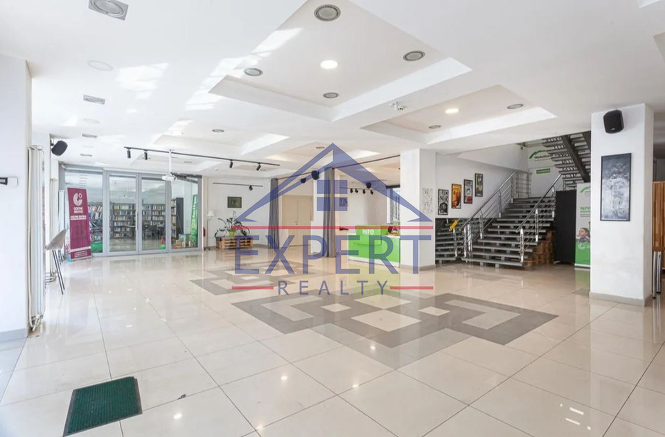 ԿԵՆՏՐՈՆ, ՄՀԵՐ ՄԿՐՏՉՅԱՆ, 715ՔՄ