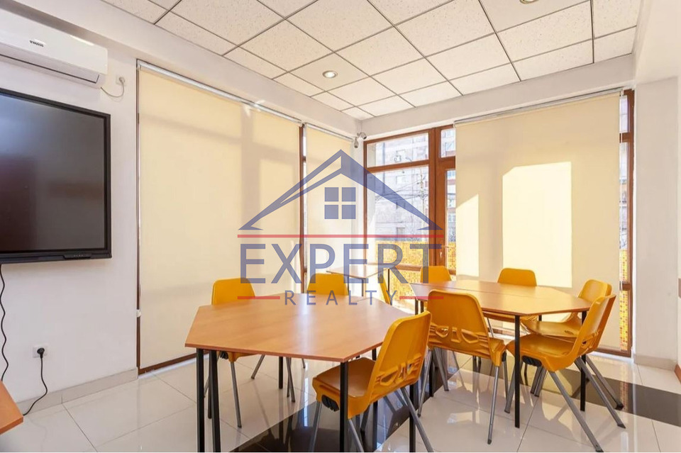 ԿԵՆՏՐՈՆ, ՄՀԵՐ ՄԿՐՏՉՅԱՆ, 715ՔՄ