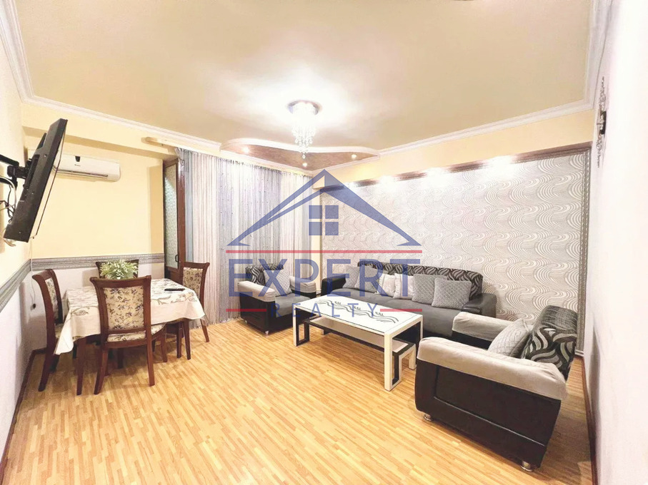 ԿԵՆՏՐՈՆ, ՆԱԼԲԱՆԴՅԱՆ ՓՈՂՈՑ, 4 ՍԵՆՅԱԿ