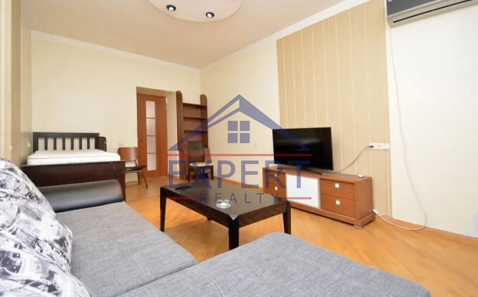 ԱՐԱԲԿԻՐ, ԿՈՄԻՏԱՍԻ ՊՈՂՈՏԱ, 2 ՍԵՆՅԱԿ