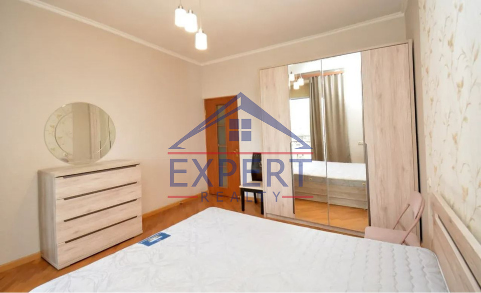 ԱՐԱԲԿԻՐ, ԿՈՄԻՏԱՍԻ ՊՈՂՈՏԱ, 2 ՍԵՆՅԱԿ