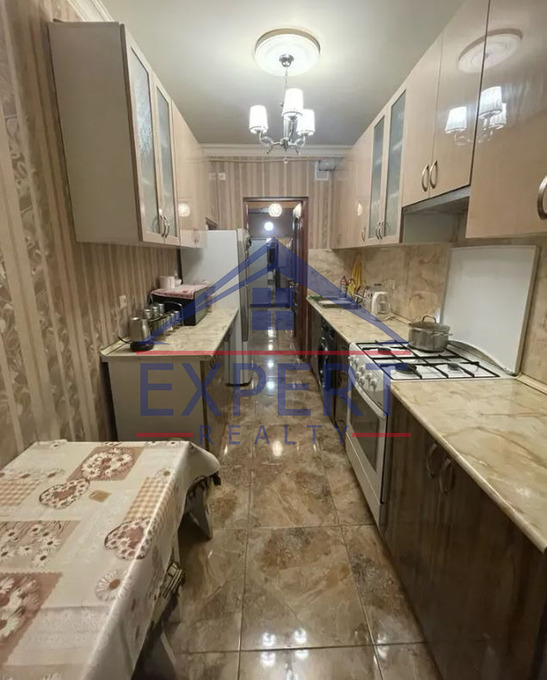 ԱՐԱԲԿԻՐ, ԱԴՈՆՑ ՓՈՂՈՑ, 4 ՍԵՆՅԱԿ