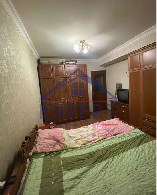 ԱՐԱԲԿԻՐ, ԱԴՈՆՑ ՓՈՂՈՑ, 4 ՍԵՆՅԱԿ