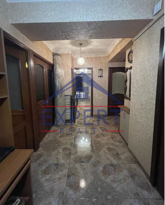 ԱՐԱԲԿԻՐ, ԱԴՈՆՑ ՓՈՂՈՑ, 4 ՍԵՆՅԱԿ