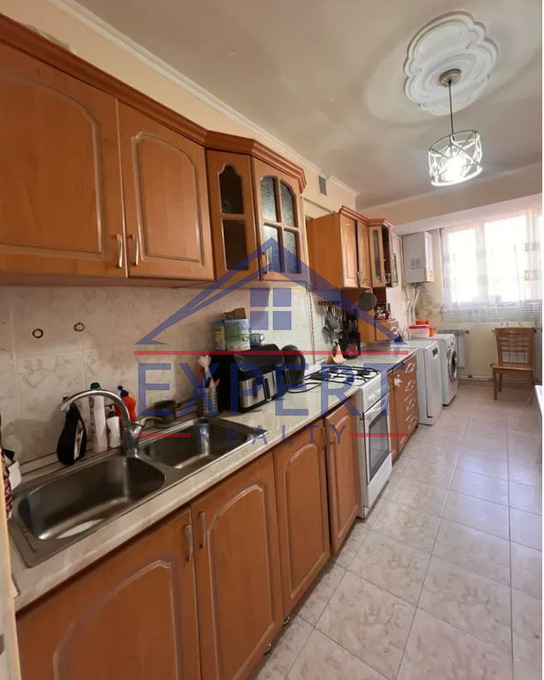 ԱՎԱՆ  ԻՍԱՀԱԿՅԱՆ   ԹԱՂԱՄԱՍ 4 ՍԵՆՅԱԿ