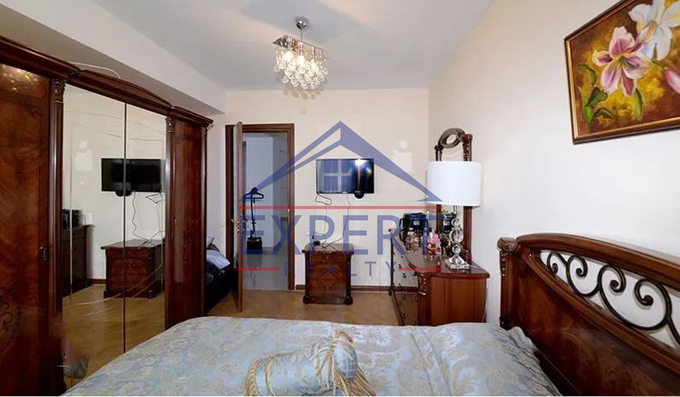 ԱՋԱՓՆՅԱԿ, ՆԱԶԱՐԲԵԿՅԱՆ ԹԱՂԱՄԱՍ, 4 ՍԵՆՅԱԿ