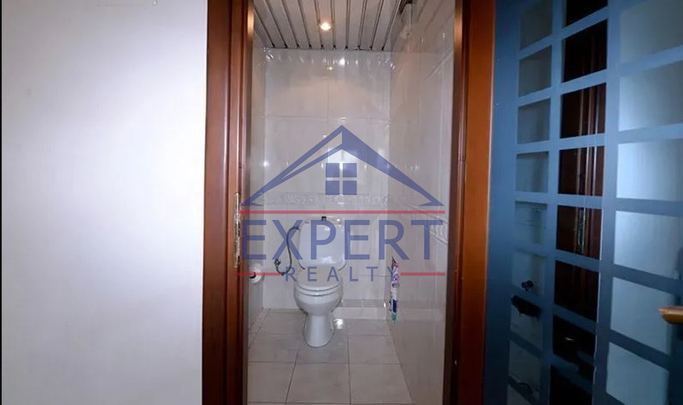 ԱՋԱՓՆՅԱԿ, ՆԱԶԱՐԲԵԿՅԱՆ ԹԱՂԱՄԱՍ, 4 ՍԵՆՅԱԿ