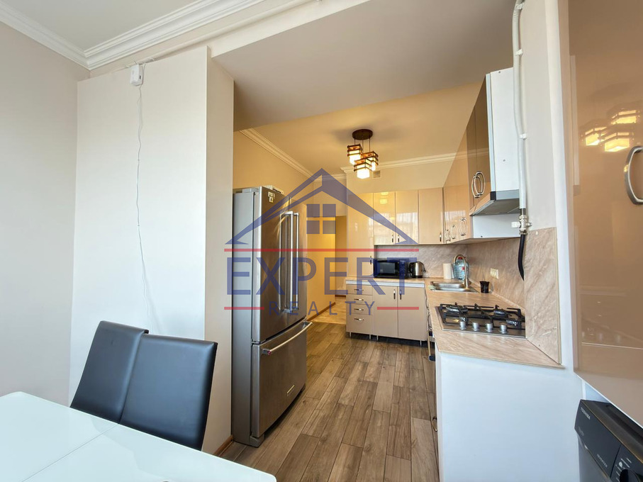 ԿԵՆՏՐՈՆ, ԿՈՂԲԱՑՈՒ ՓՈՂՈՑ, 3 ՍԵՆՅԱԿ