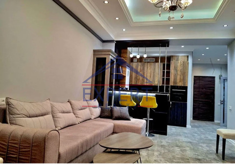 ԱՋԱՓՆՅԱԿ, ՀԱԼԱԲՅԱՆ ՓՈՂՈՑ, 2 ՍԵՆՅԱԿ