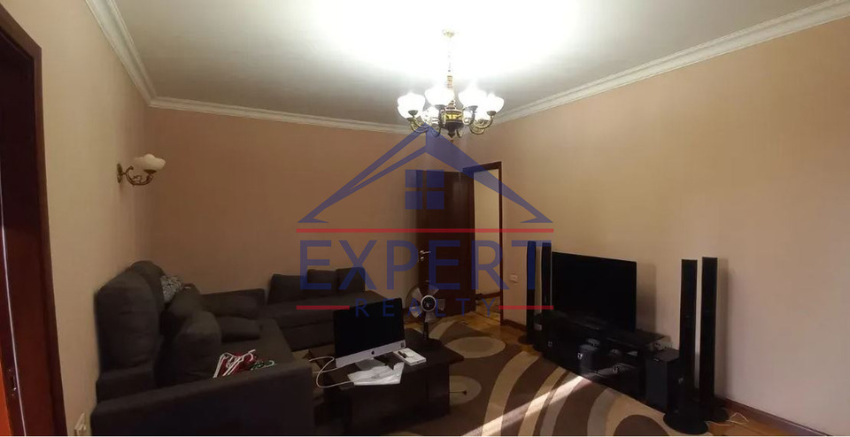 ԿԵՆՏՐՈՆ, ՄԱՇՏՈՑԻ ՊՈՂՈՏԱ , 3 ՍԵՆՅԱԿ