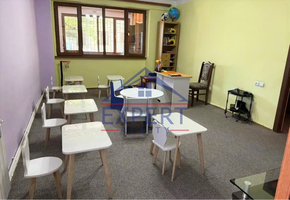 ԱՐԱԲԿԻՐ, ԱՎԵՏ ԱՎԵՏԻՍՅԱՆ ՓՈՂՈՑ, 90 ՔՄ․