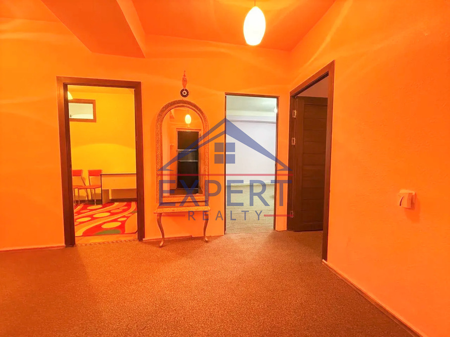 ԱՐԱԲԿԻՐ, ԱՎԵՏ ԱՎԵՏԻՍՅԱՆ ՓՈՂՈՑ, 90 ՔՄ․