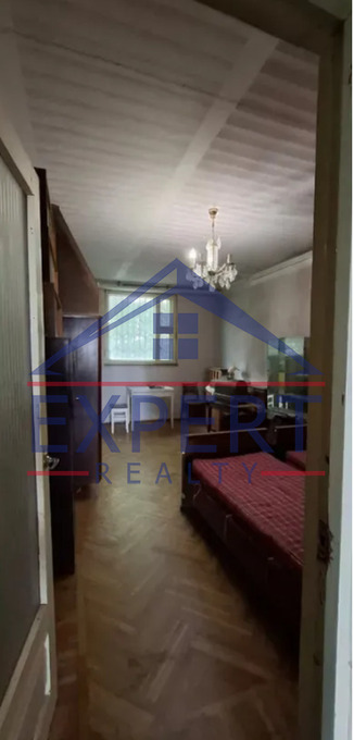 ԱՐԱԲԿԻՐ, ՎԻԿՏՈՐ ՀԱՄԲԱՐՁՈՒՄՅԱՆ, 3 ՍԵՆՅԱԿ