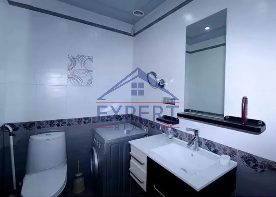 ԿԵՆՏՐՈՆ, ՄԵՍՐՈՊ ՄԱՇՏՈՑ  3 ՍԵՆՅԱԿ