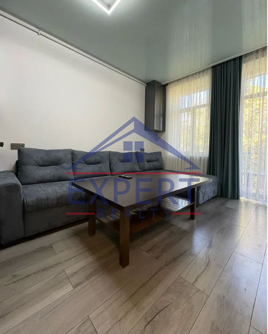 ԱՐԱԲԿԻՐ, ԿՈՄԻՏԱՍԻ ՊՈՂՈՏԱ, 2 ՍԵՆՅԱԿ