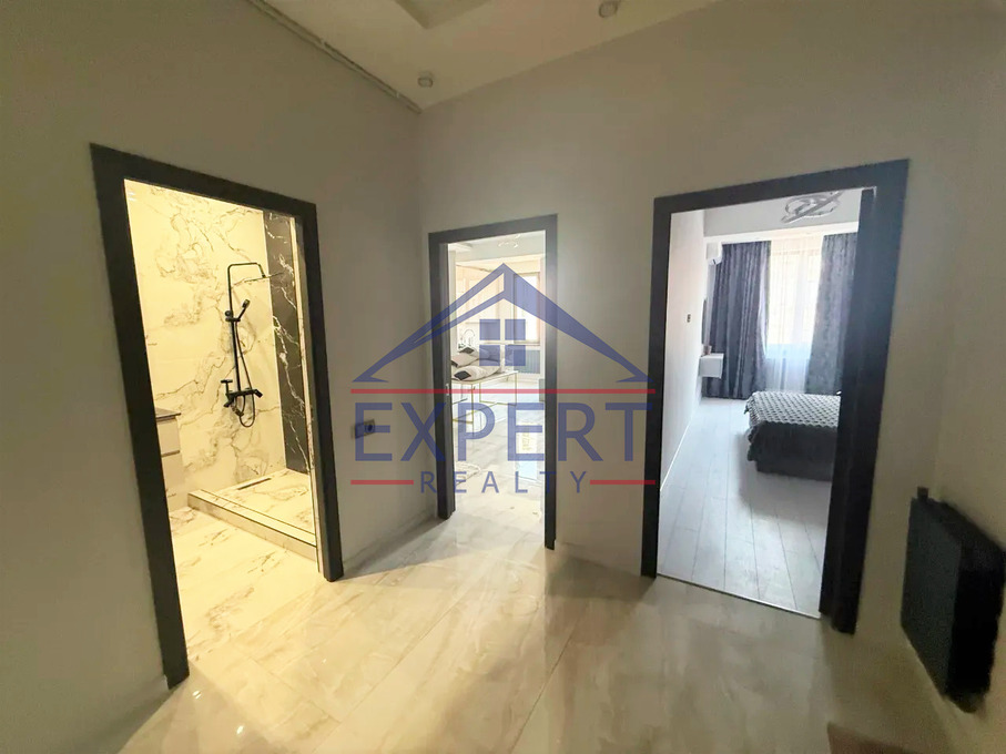 ԱՐԱԲԿԻՐ, ԱԴՈՆՑԻ ՓՈՂՈՑ, 2 ՍԵՆՅԱԿ