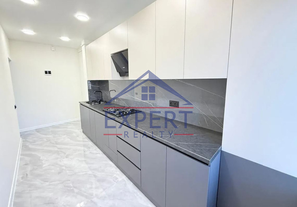 ՄԱԼԱԹԻԱ ՍԵԲԱՍՏԻԱ, ԱՌՆՈ ԲԱԲԱՋԱՆՅԱՆ  3 ՍԵՆՅԱԿ