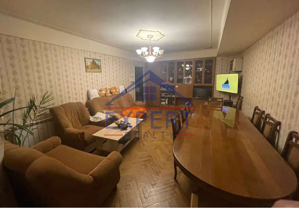 ԱՐԱԲԿԻՐ, ՎԻԿՏՈՐ ՀԱՄԲԱՐՑՈՒՄՅԱՆ  3 ՍԵՆՅԱԿ