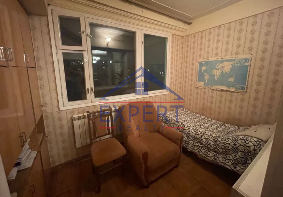 ԱՐԱԲԿԻՐ, ՎԻԿՏՈՐ ՀԱՄԲԱՐՑՈՒՄՅԱՆ  3 ՍԵՆՅԱԿ