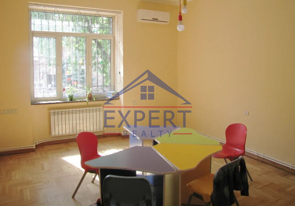 ԿԵՆՏՐՈՆ, ԲԱՅՐՈՆԻ ՓՈՂՈՑ, 90 ՔՄ