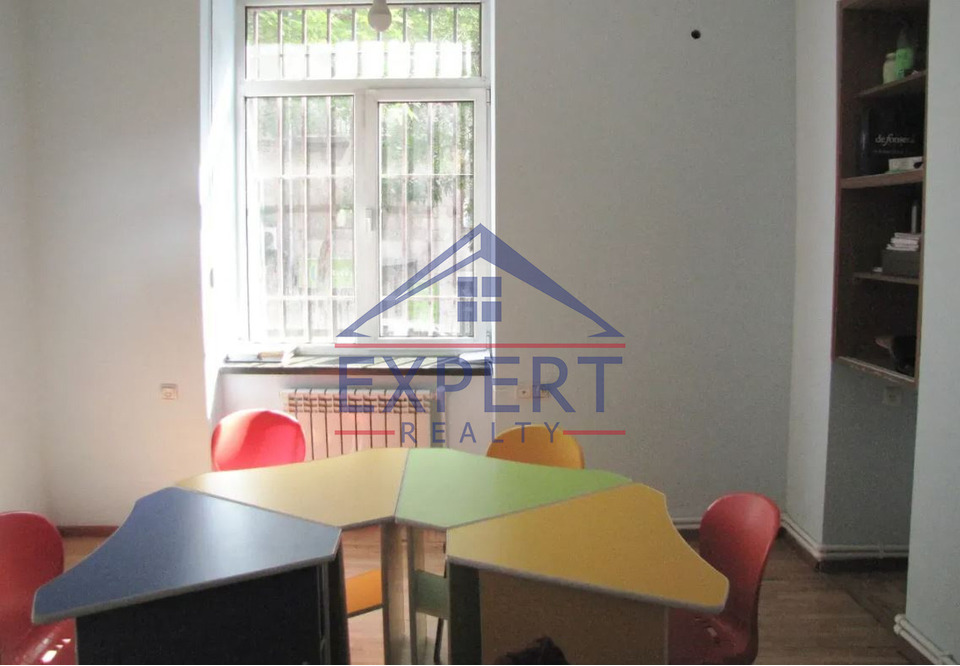 ԿԵՆՏՐՈՆ, ԲԱՅՐՈՆԻ ՓՈՂՈՑ, 90 ՔՄ