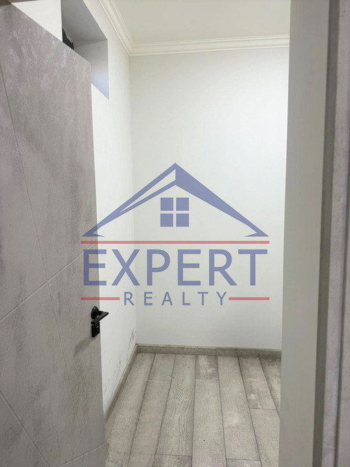 ԱՎԱՆ, ՄՀԵՐ ՄԿՐՏՉՅԱՆ ՓՈՂՈՑ, 3 ՍԵՆՅԱԿ