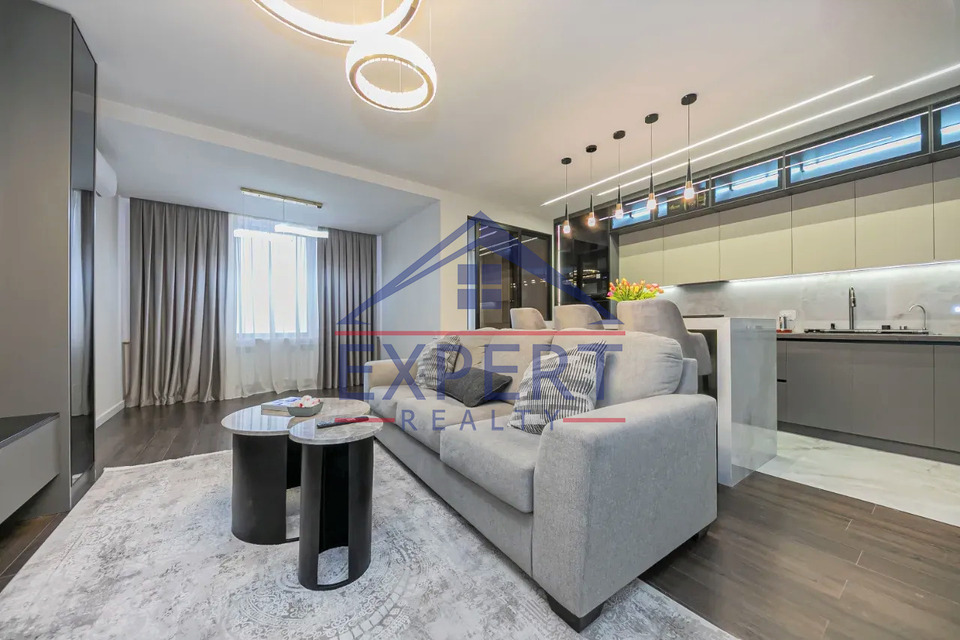 ԱՐԱԲԿԻՐ, ՎԻԿՏՈՐ ՀԱՄԲԱՐՁՈՒՄՅԱՆ, 3 ՍԵՆՅԱԿ