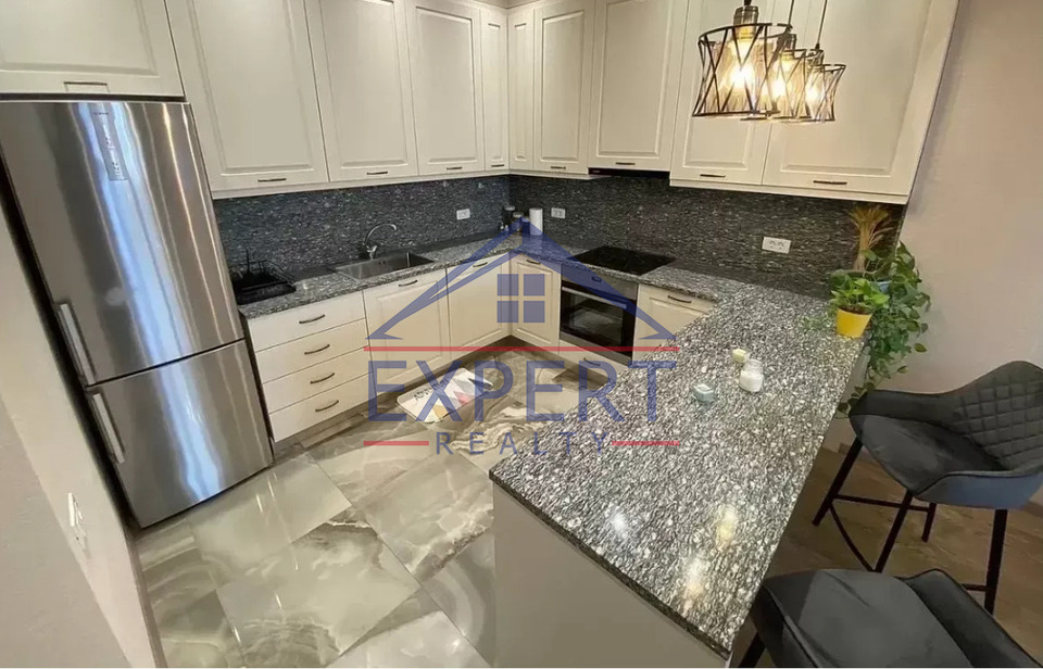 ԿԵՆՏՐՈՆ, ԲՈՒԶԱՆԴ ՓՈՂՈՑ, 2 ՍԵՆՅԱԿ