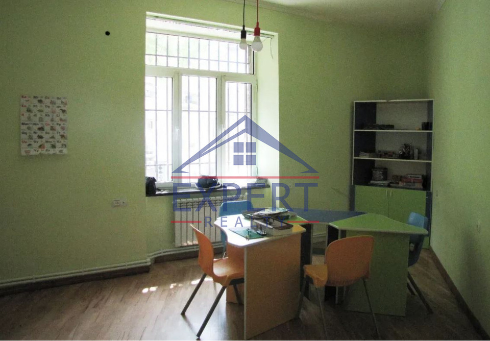 ԿԵՆՏՐՈՆ, ԲԱՅՐՈՆԻ ՓՈՂՈՑ, 90 ՔՄ