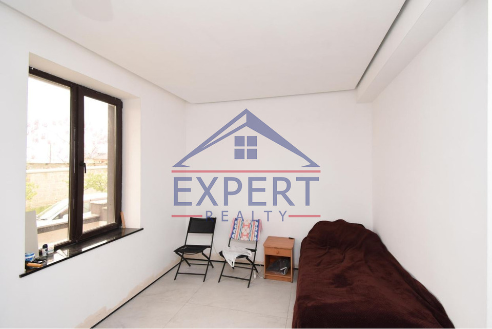 ԱՎԱՆ, ՄՀԵՐ ՄԿՐՏՉՅԱՆ ԹԱՂԱՄԱՍ, 240ՔՄ