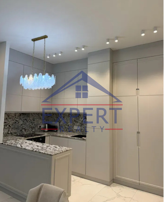 ԿԵՆՏՐՈՆ, ԱՐԱՄԻ ՓՈՂՈՑ, 4 ՍԵՆՅԱԿ