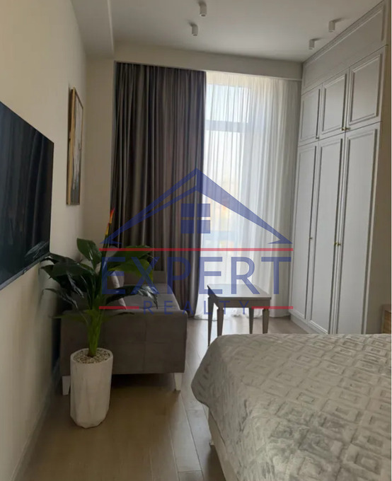 ԿԵՆՏՐՈՆ, ԱՐԱՄԻ ՓՈՂՈՑ, 4 ՍԵՆՅԱԿ